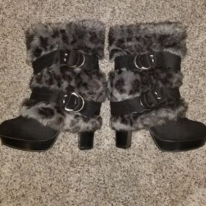 NAUGHTY MONKEY fur boot$10 SALE